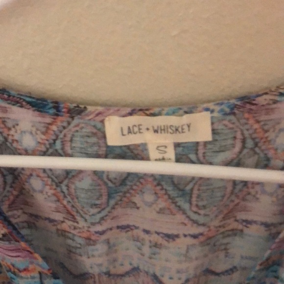 Lace + Whiskey romper - Picture 2 of 4